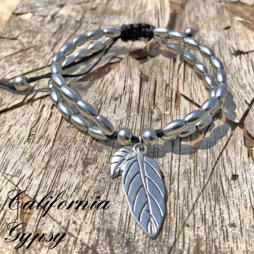 Boho Charm Feather Bead Anklet🎉 RESTOCKED🎉 - Picture 3 of 3